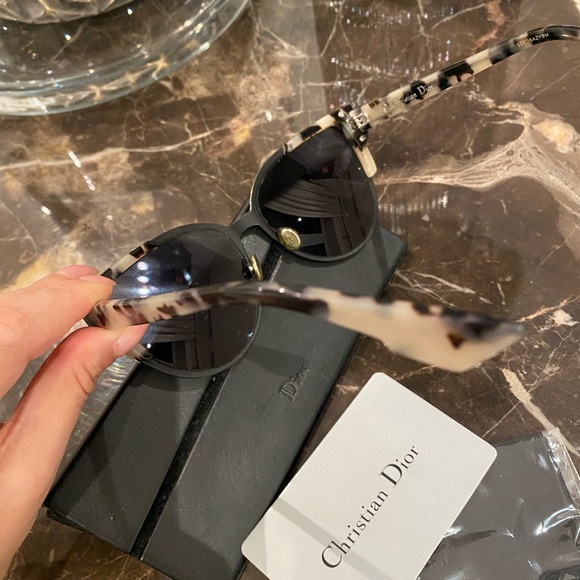 Dior Blue P7JKU Wildly Cat Eye Sunglasses - Full Set - Picture 4 of 7